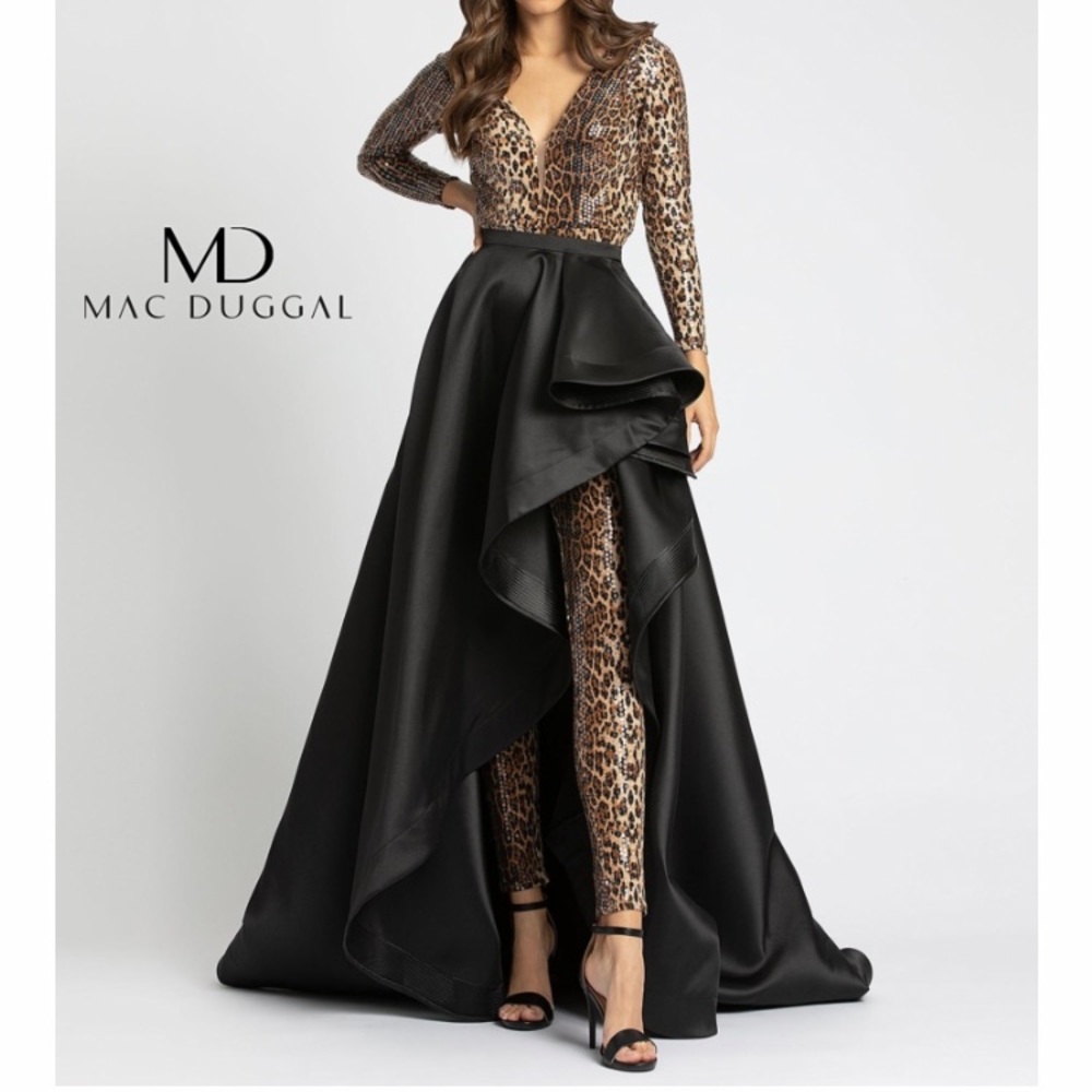 Jumpsuit with over skirt